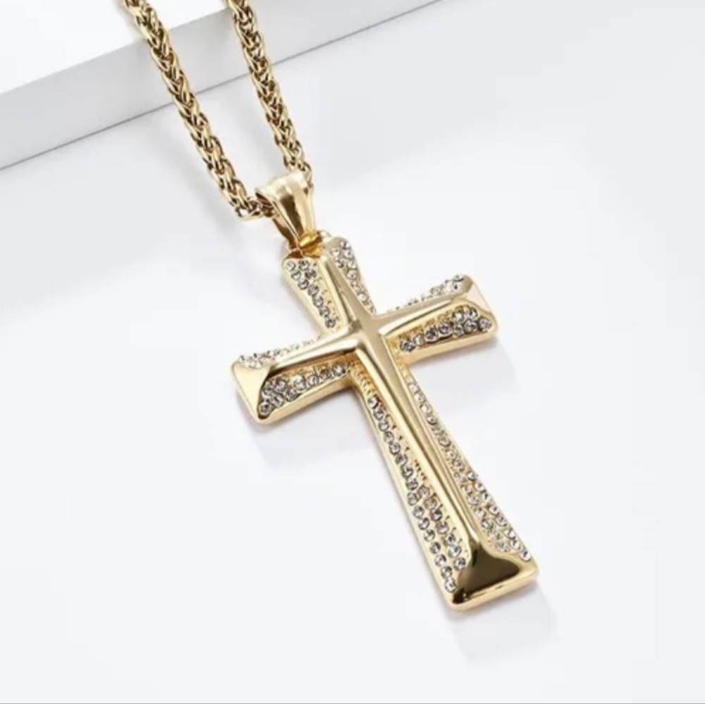 Stunning Stainless Steel Necklace